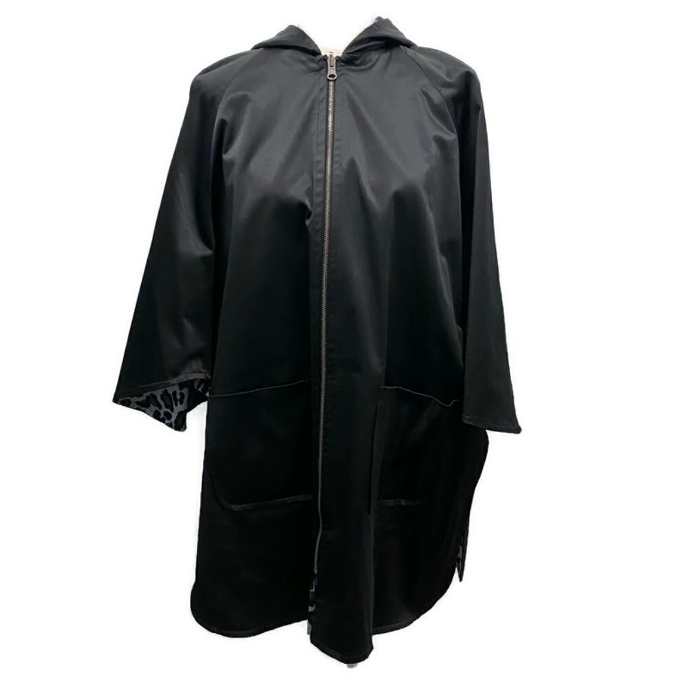 Joan Rivers Black & Gray Leopard Print Raincoat